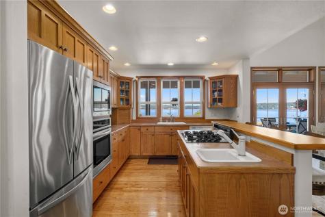 110 Smith Cove Way Shelton WA 98584