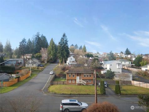 3831 Grand Avenue Everett WA 98201