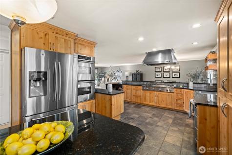 32808 4th Avenue SW Federal Way WA 98023