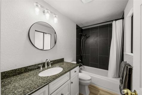 32808 4th Avenue SW Federal Way WA 98023