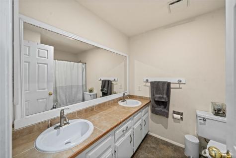 32808 4th Avenue SW Federal Way WA 98023