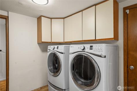 32808 4th Avenue SW Federal Way WA 98023