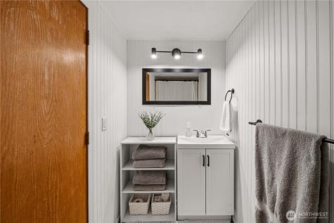 32808 4th Avenue SW Federal Way WA 98023