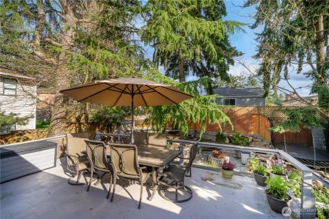 32808 4th Avenue SW Federal Way WA 98023