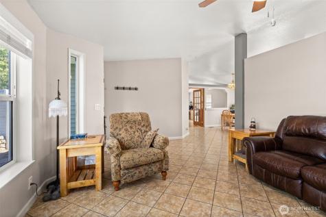 190 Poetsch Road Toledo WA 98591