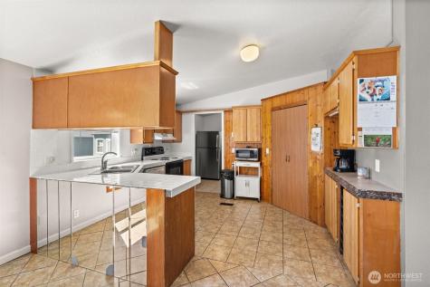 190 Poetsch Road Toledo WA 98591