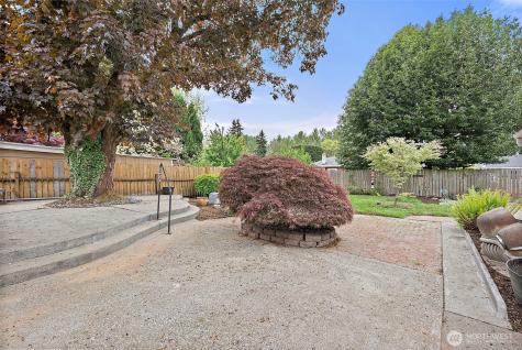 501 7th Avenue NW Puyallup WA 98371