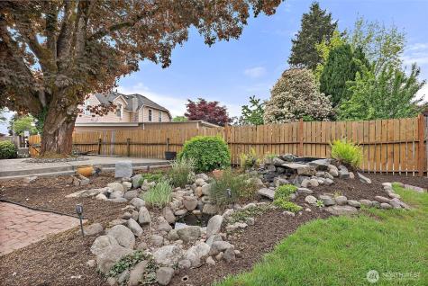 501 7th Avenue NW Puyallup WA 98371