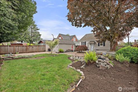 501 7th Avenue NW Puyallup WA 98371