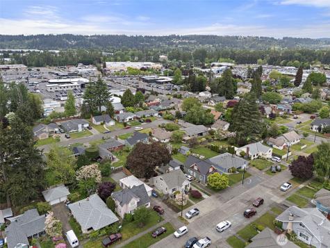 501 7th Avenue NW Puyallup WA 98371