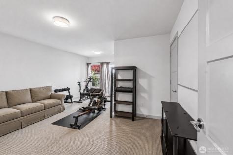 2224 NW 63rd Street Seattle WA 98107