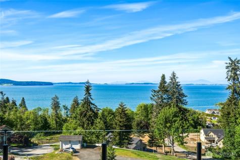 1018 Clear Morning Lane Camano Island WA 98282