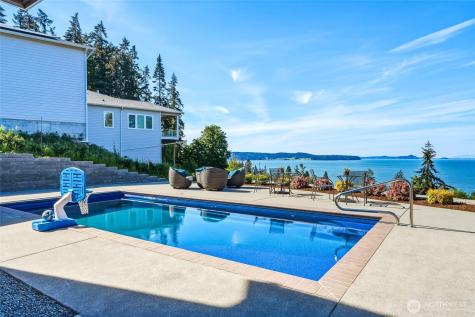 1018 Clear Morning Lane Camano Island WA 98282