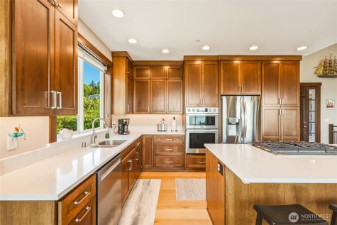 1018 Clear Morning Lane Camano Island WA 98282