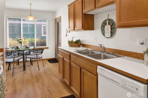 2185 Eastwood Way Lynden WA 98264