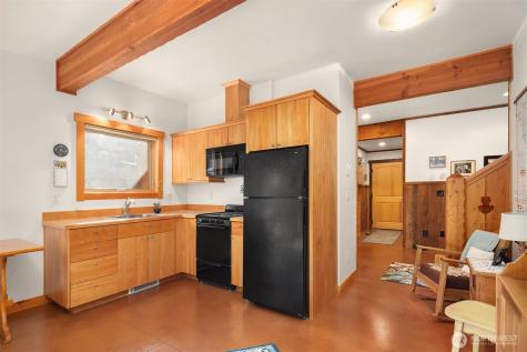951 Willems Road Cashmere WA 98815