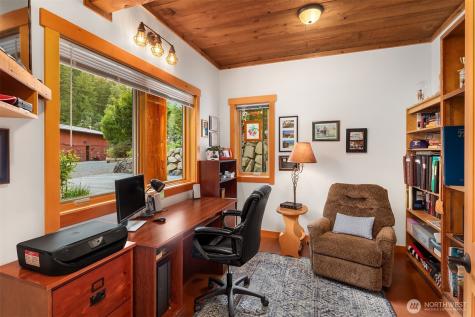 951 Willems Road Cashmere WA 98815