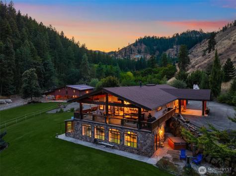951 Willems Road Cashmere WA 98815