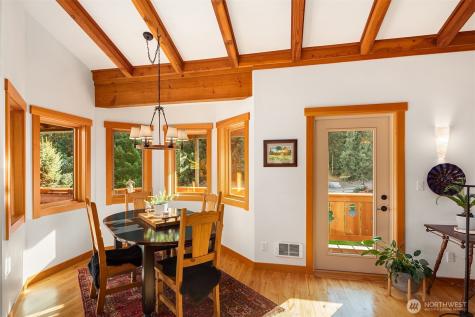 951 Willems Road Cashmere WA 98815