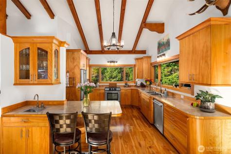 951 Willems Road Cashmere WA 98815