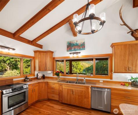 951 Willems Road Cashmere WA 98815