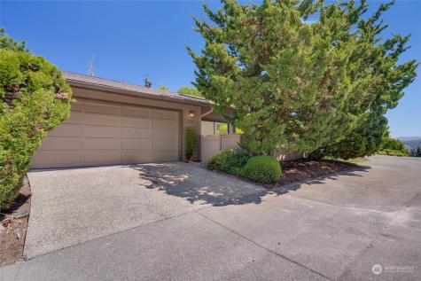 126 168th Avenue NE Bellevue WA 98008