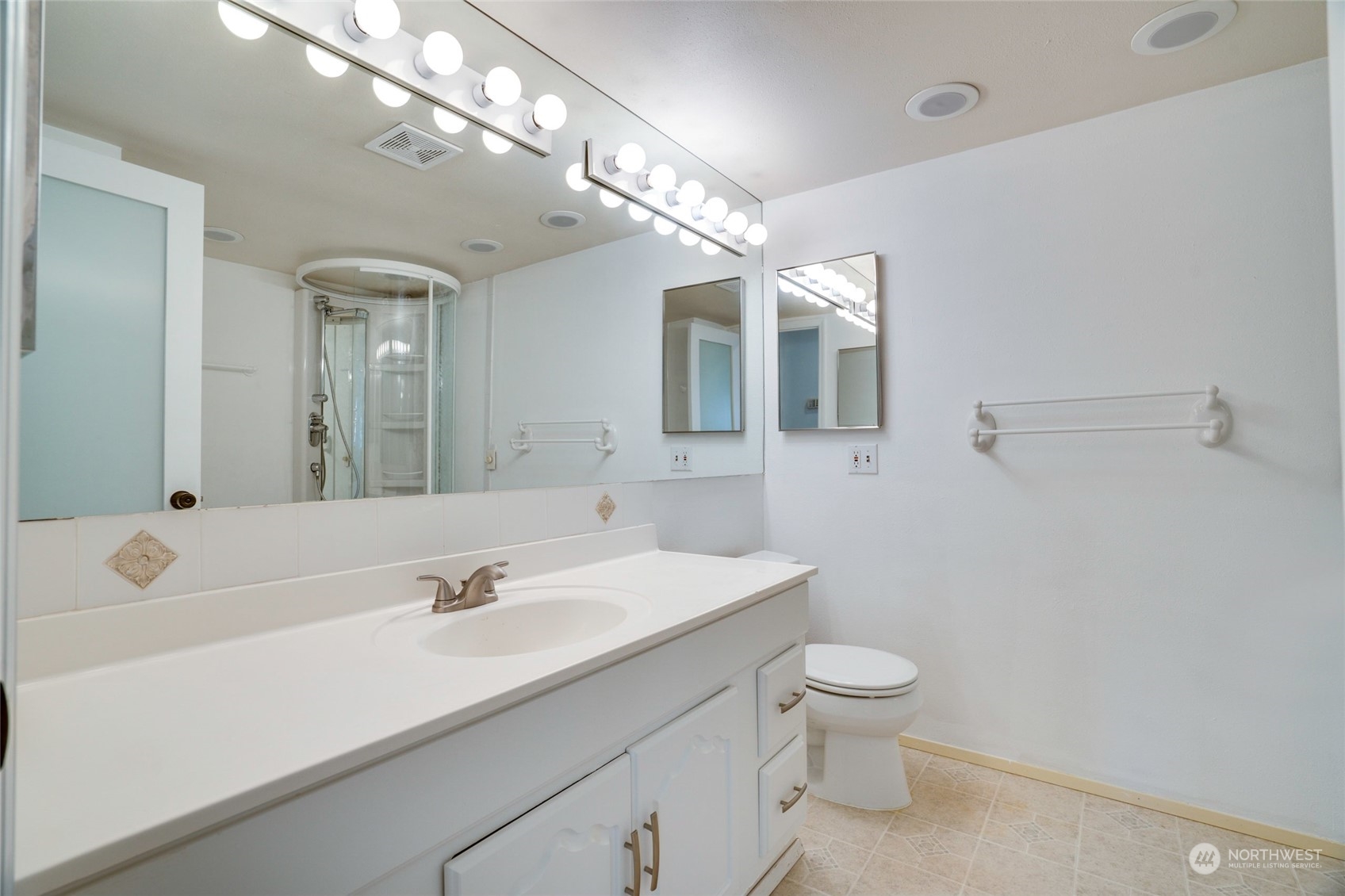 126 168th Avenue NE Bellevue WA 98008