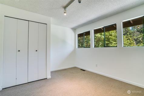 126 168th Avenue NE Bellevue WA 98008