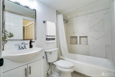 126 168th Avenue NE Bellevue WA 98008