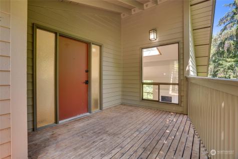 126 168th Avenue NE Bellevue WA 98008