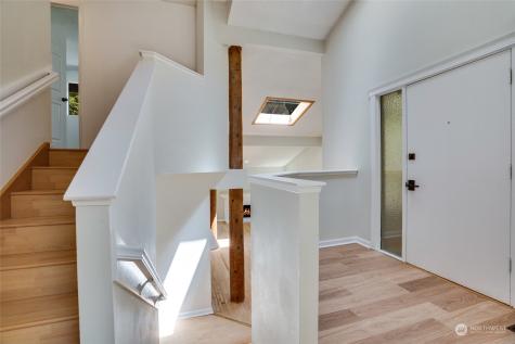 126 168th Avenue NE Bellevue WA 98008