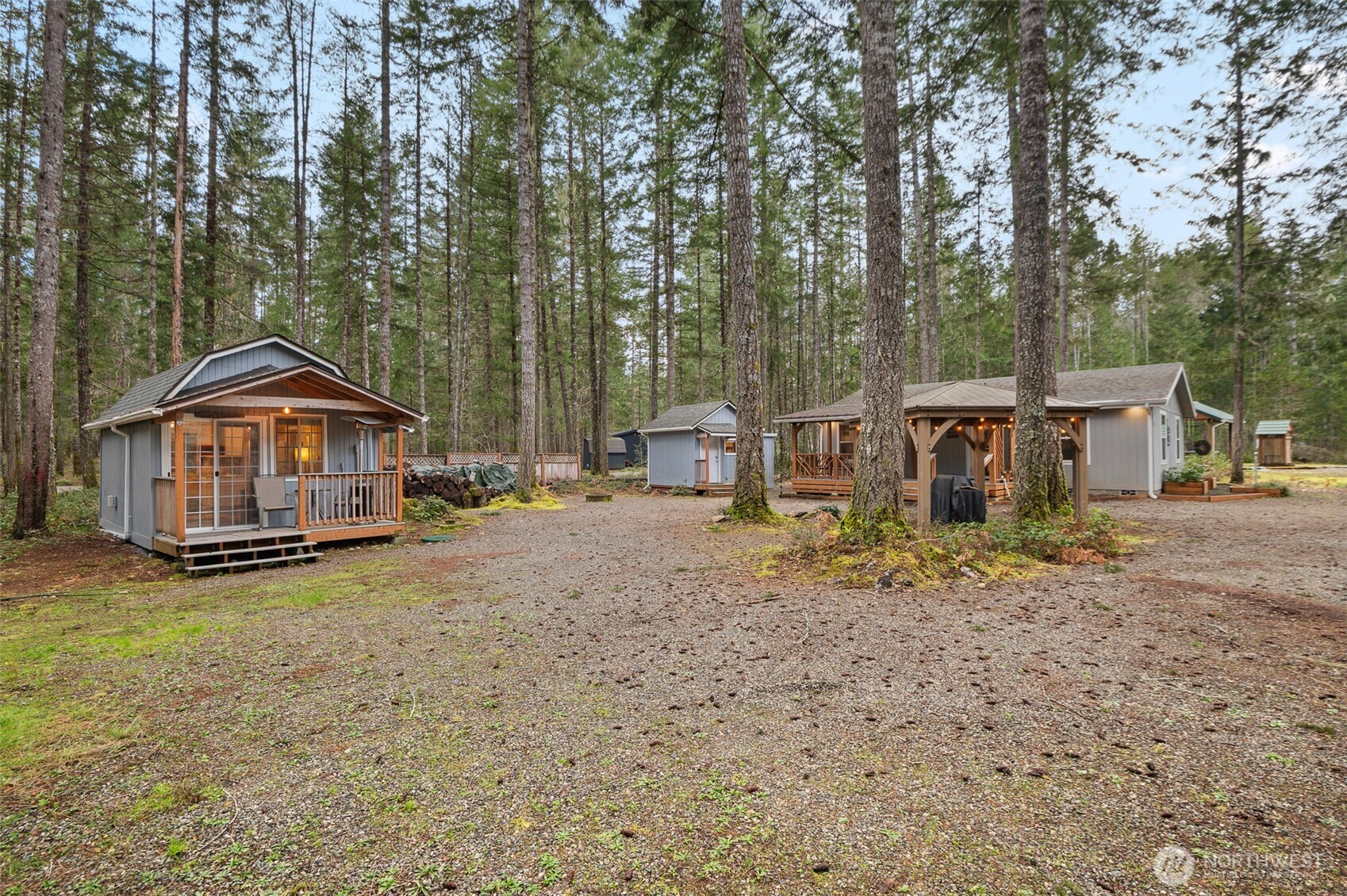 21 N Buckhorn Court Hoodsport WA 98548