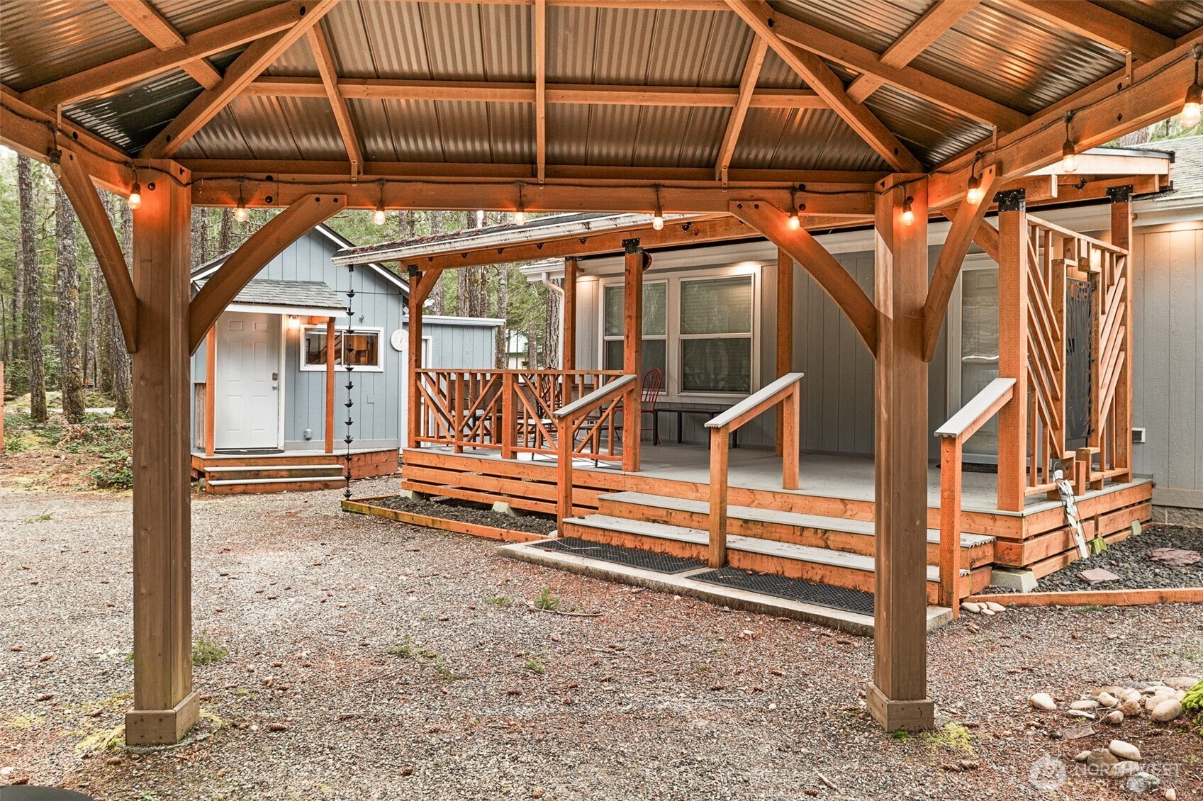 21 N Buckhorn Court Hoodsport WA 98548