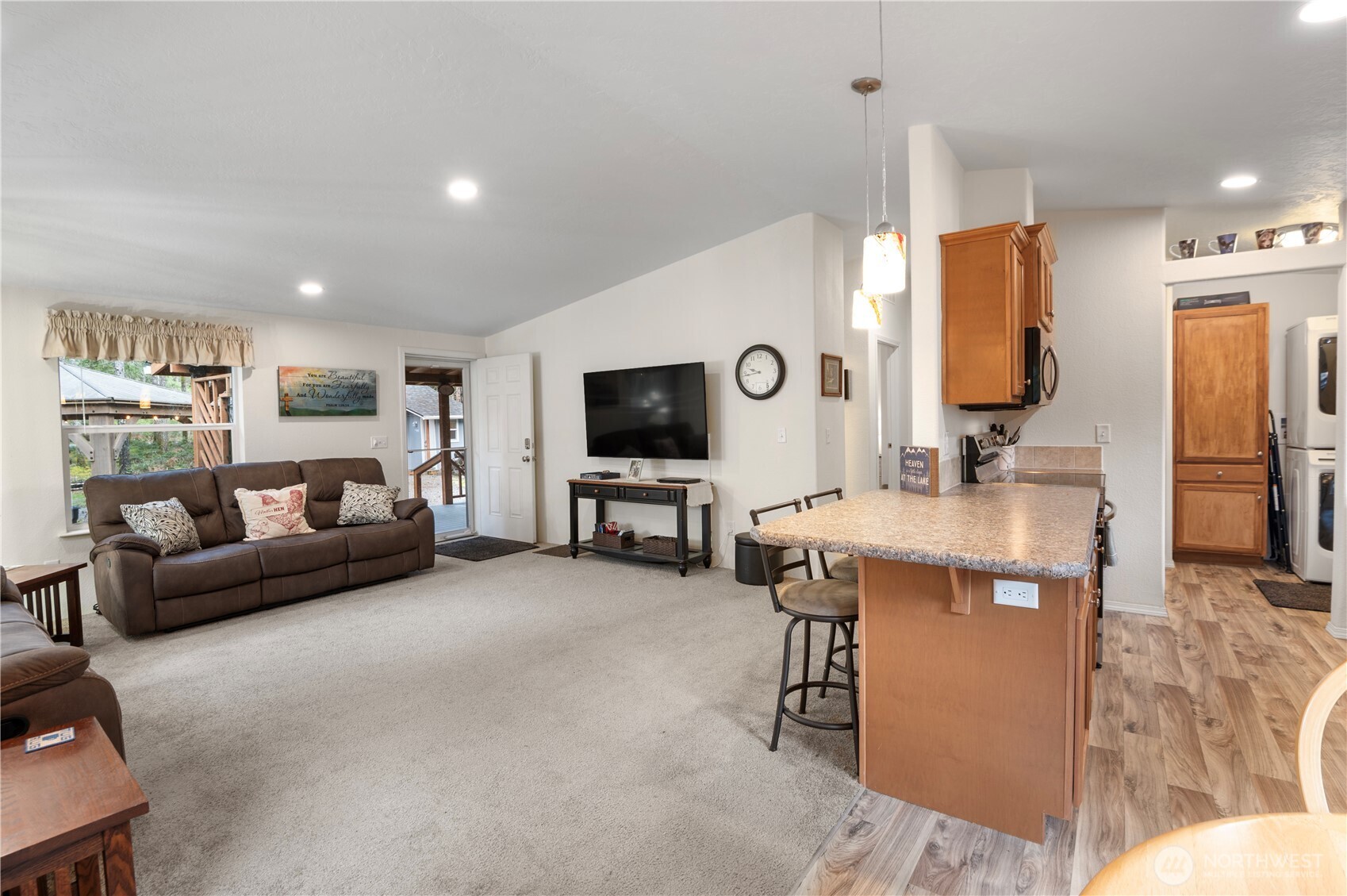 21 N Buckhorn Court Hoodsport WA 98548