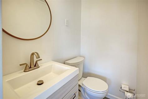 804 Sandstone Lane Camano Island WA 98282