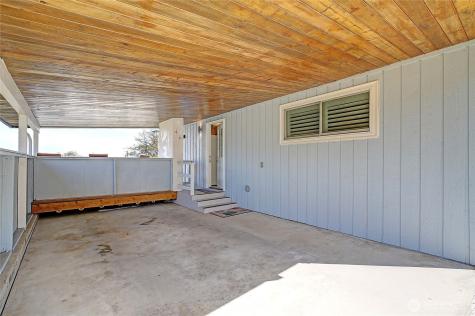 804 Sandstone Lane Camano Island WA 98282