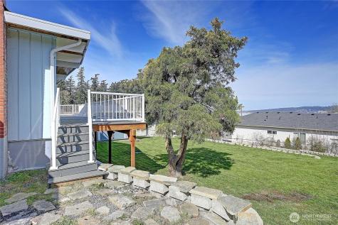 804 Sandstone Lane Camano Island WA 98282