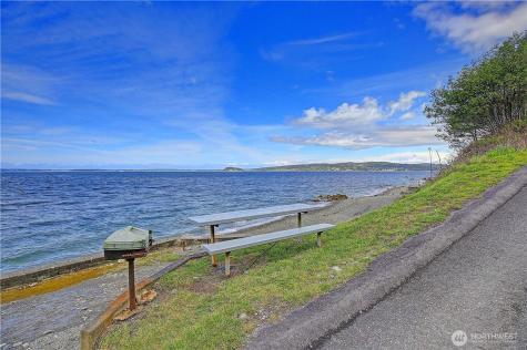 804 Sandstone Lane Camano Island WA 98282