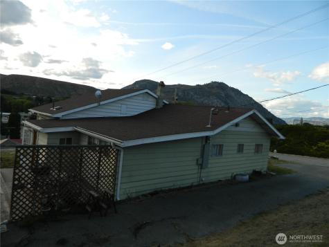 110 1st Street E Tonasket WA 98855