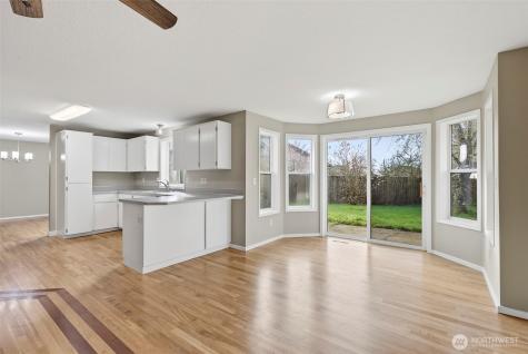 719 NW 21st Avenue Battle Ground WA 98604