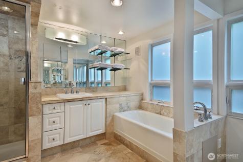 961 Sandy Point Road Langley WA 98260