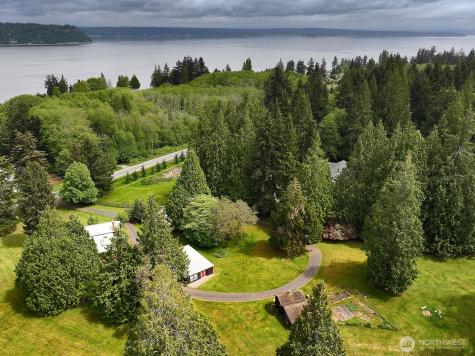 961 Sandy Point Road Langley WA 98260
