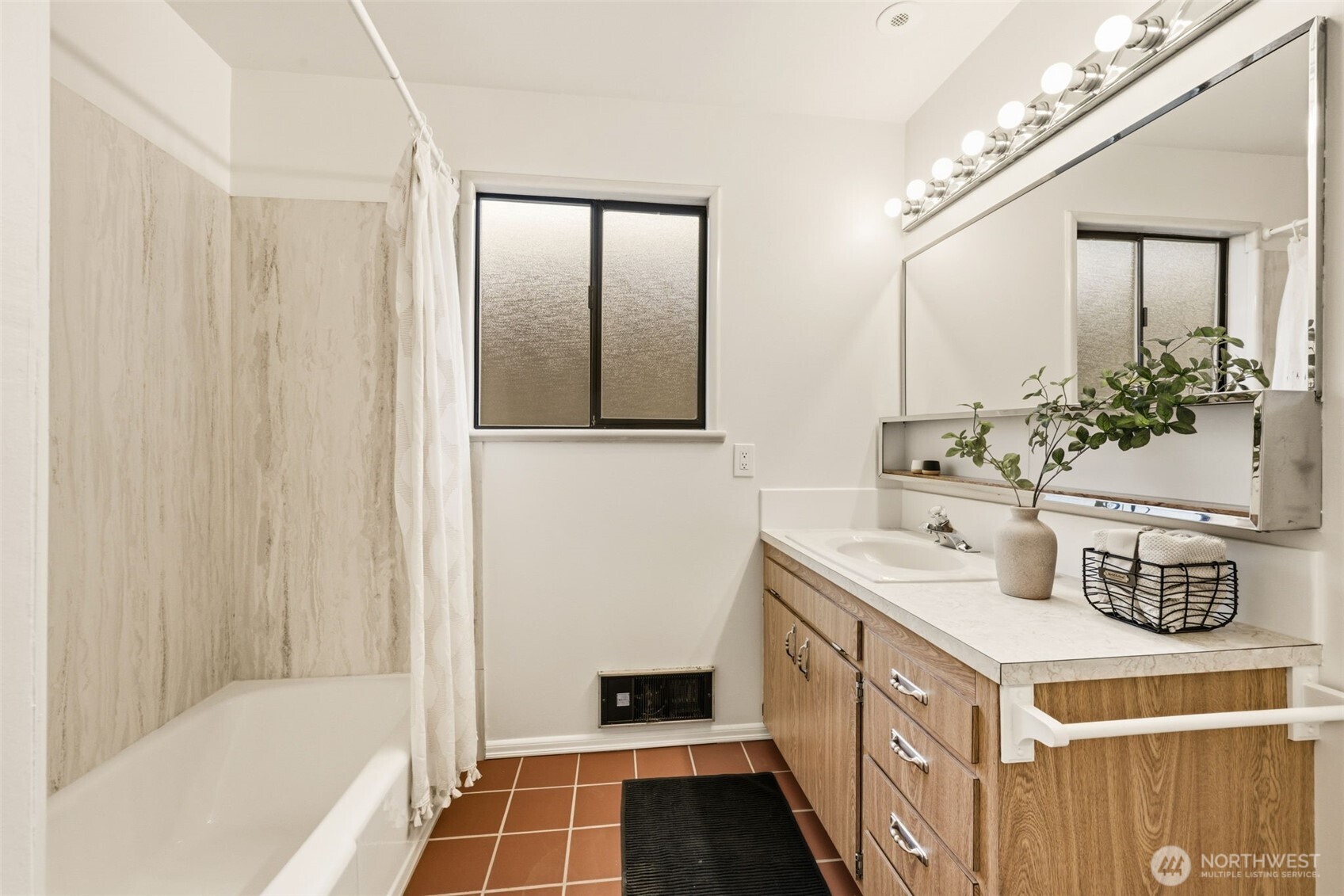 622 SW Othello Street Seattle WA 98106