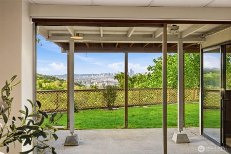 622 SW Othello Street Seattle WA 98106