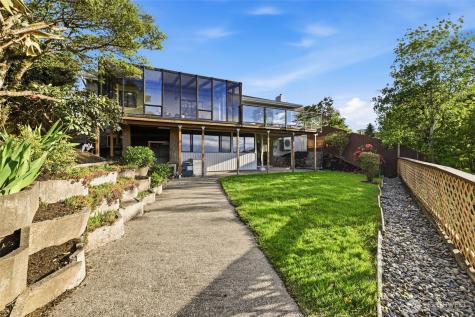 622 SW Othello Street Seattle WA 98106