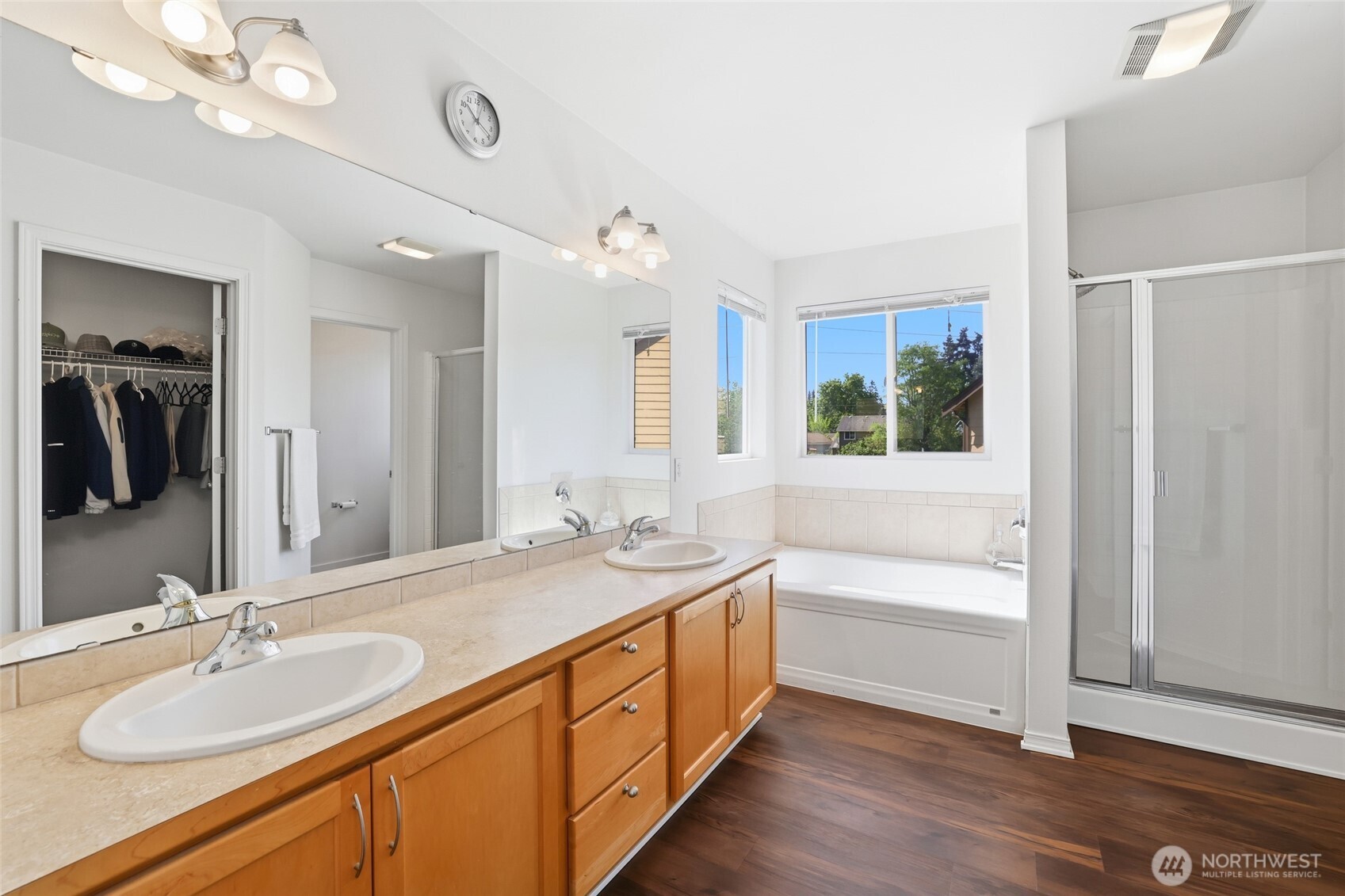 34516 16th Avenue SW Federal Way WA 98023