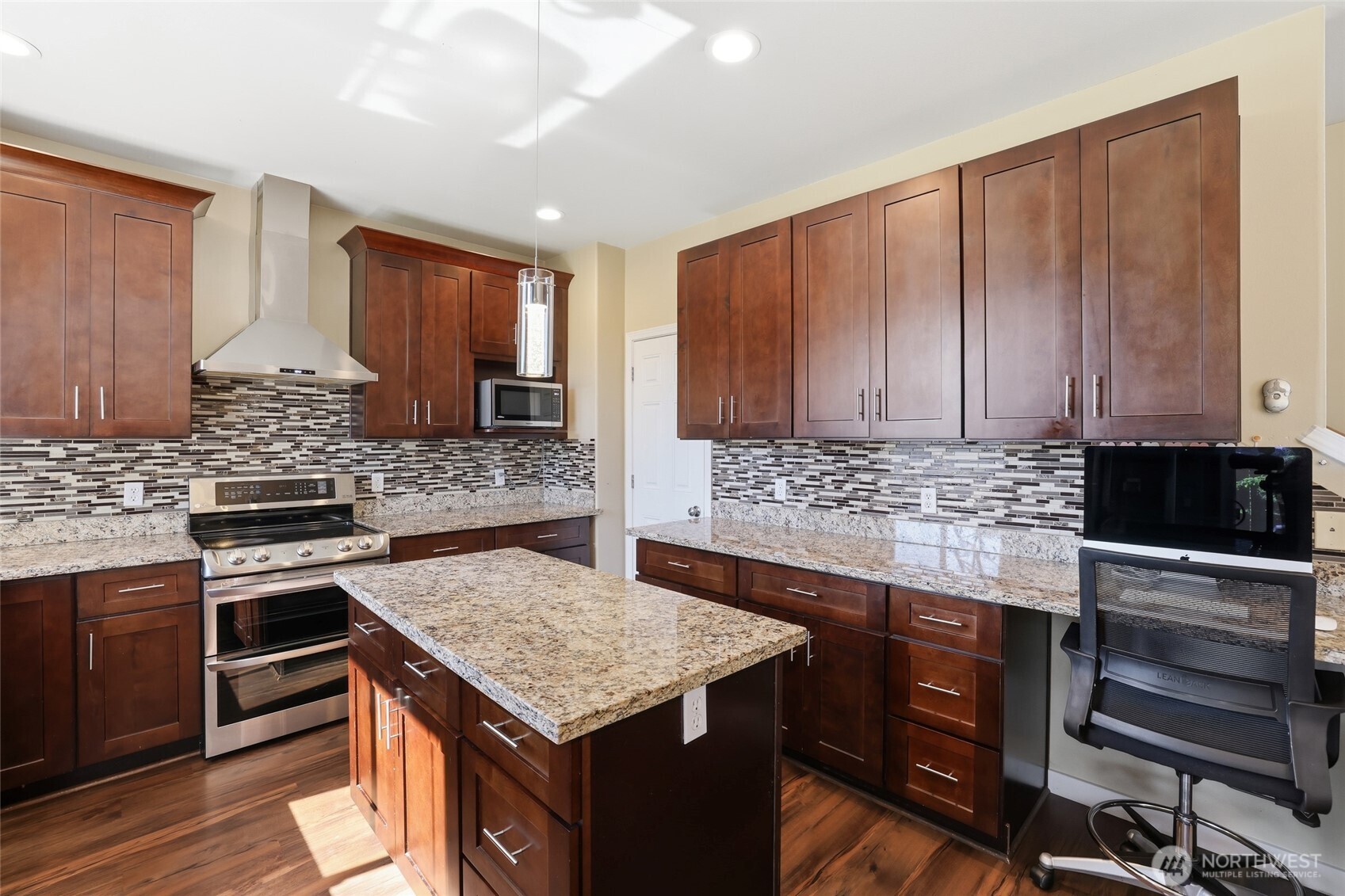 34516 16th Avenue SW Federal Way WA 98023