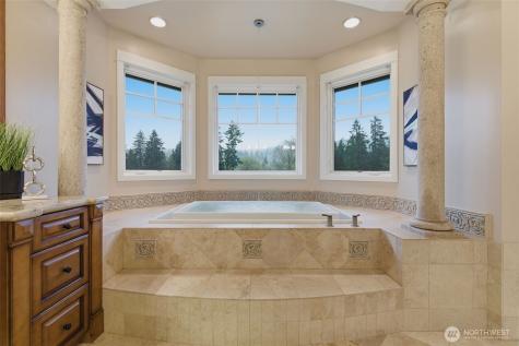 15538 SE 79th Place Newcastle WA 98059