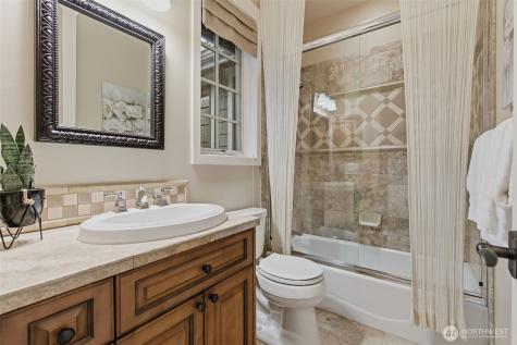 15538 SE 79th Place Newcastle WA 98059