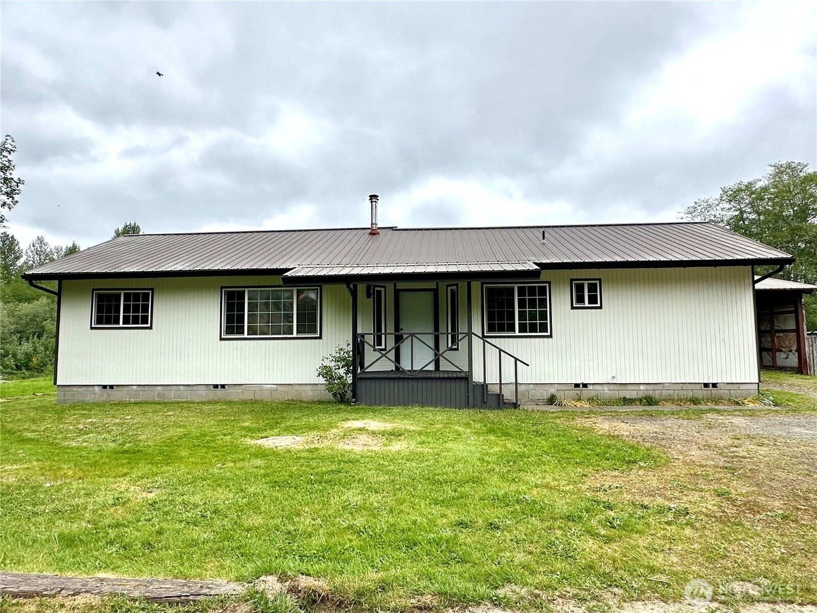 120 Hammer Way Forks WA 98331